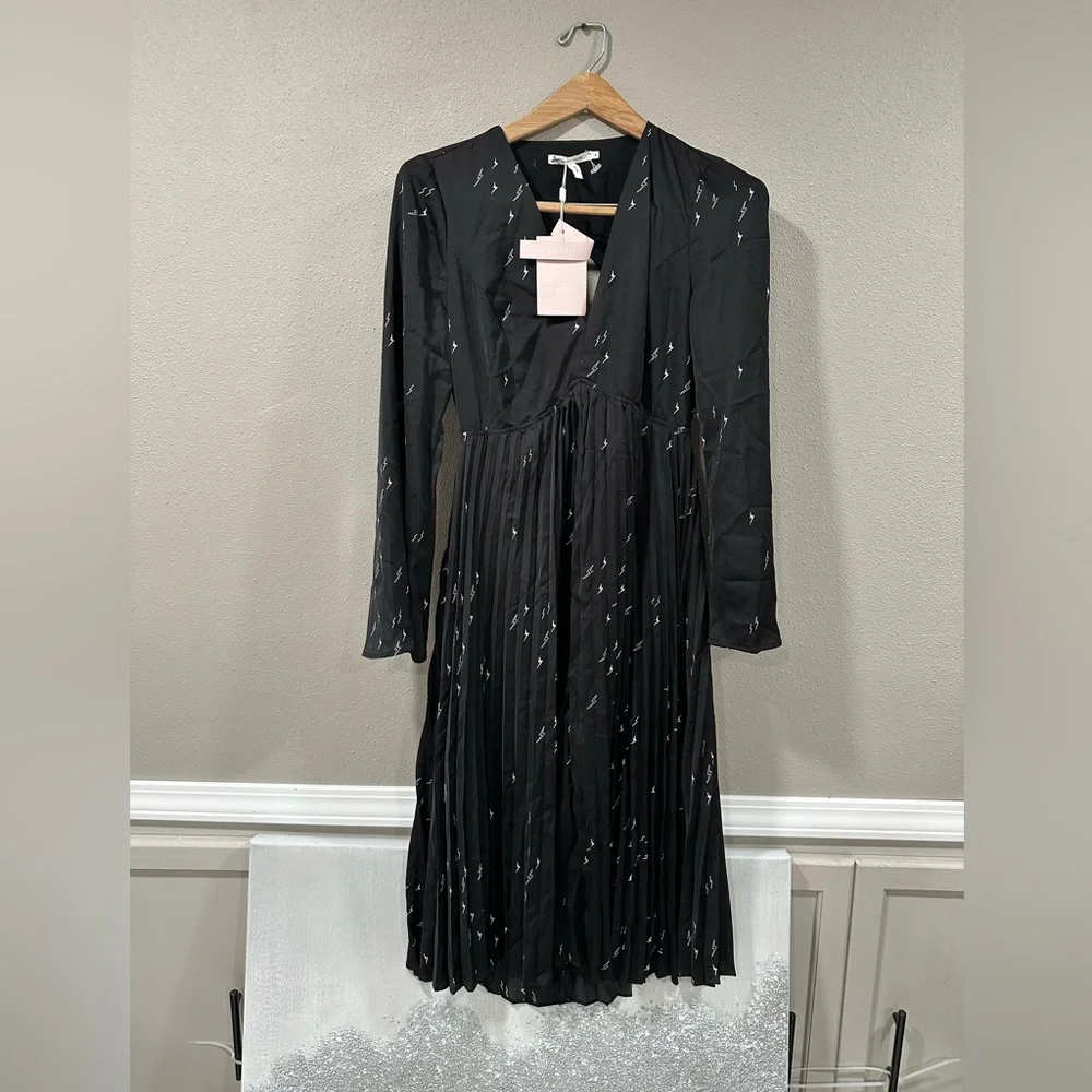NWT Avec Les Filles Lighting Bolt Long Sleeve Pleated Dress Size 4 - Picture 4 of 10
